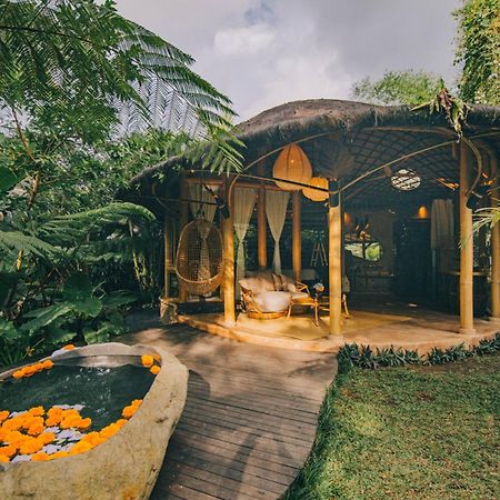Hideout Eco Bamboo House Bali Villa Selat Exterior photo