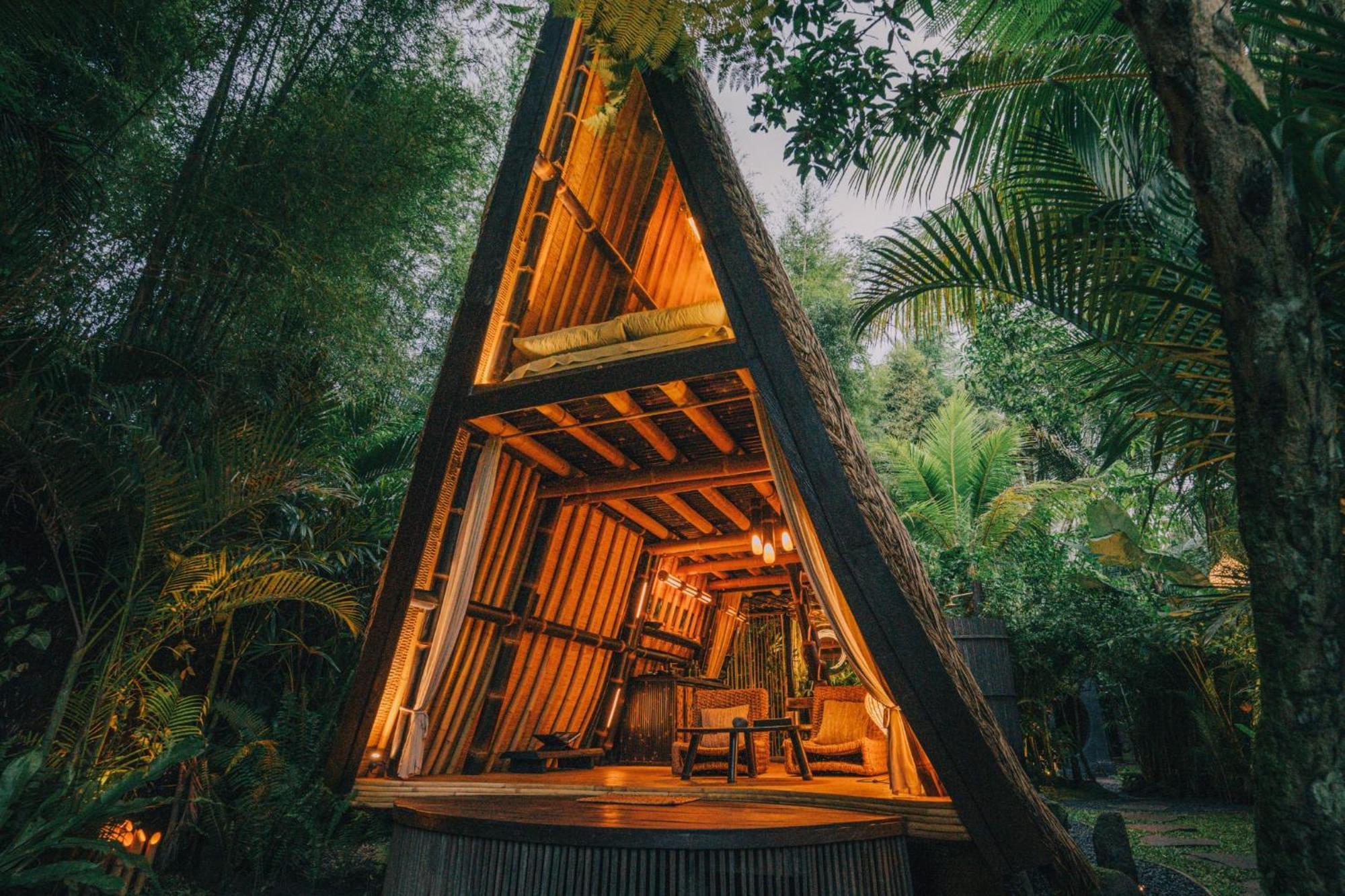 Hideout Eco Bamboo House Bali Villa Selat Exterior photo