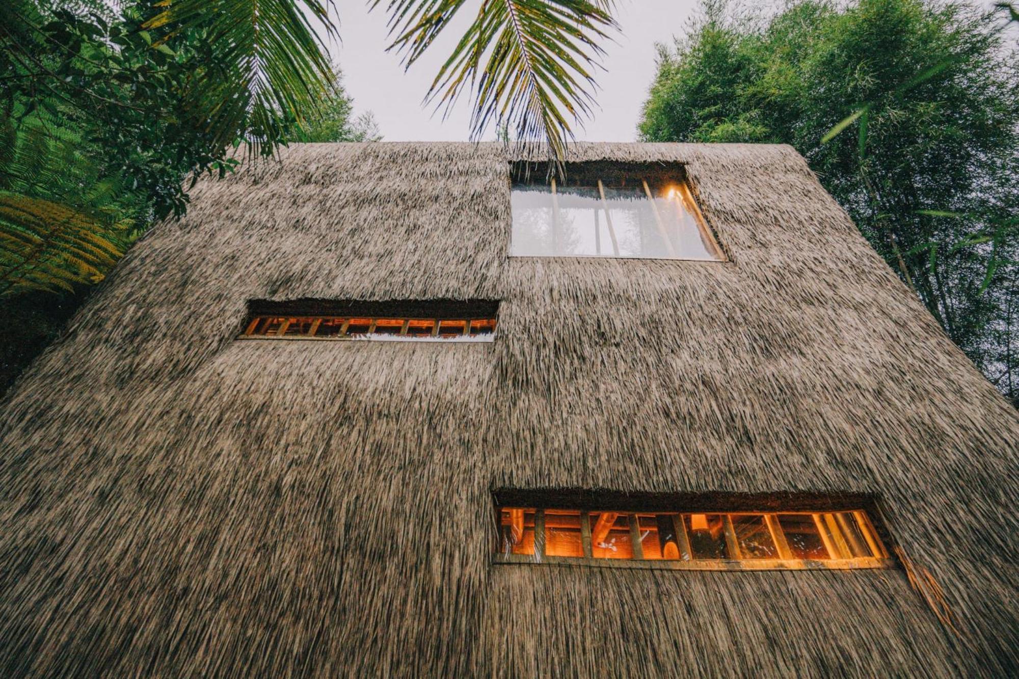 Hideout Eco Bamboo House Bali Villa Selat Exterior photo