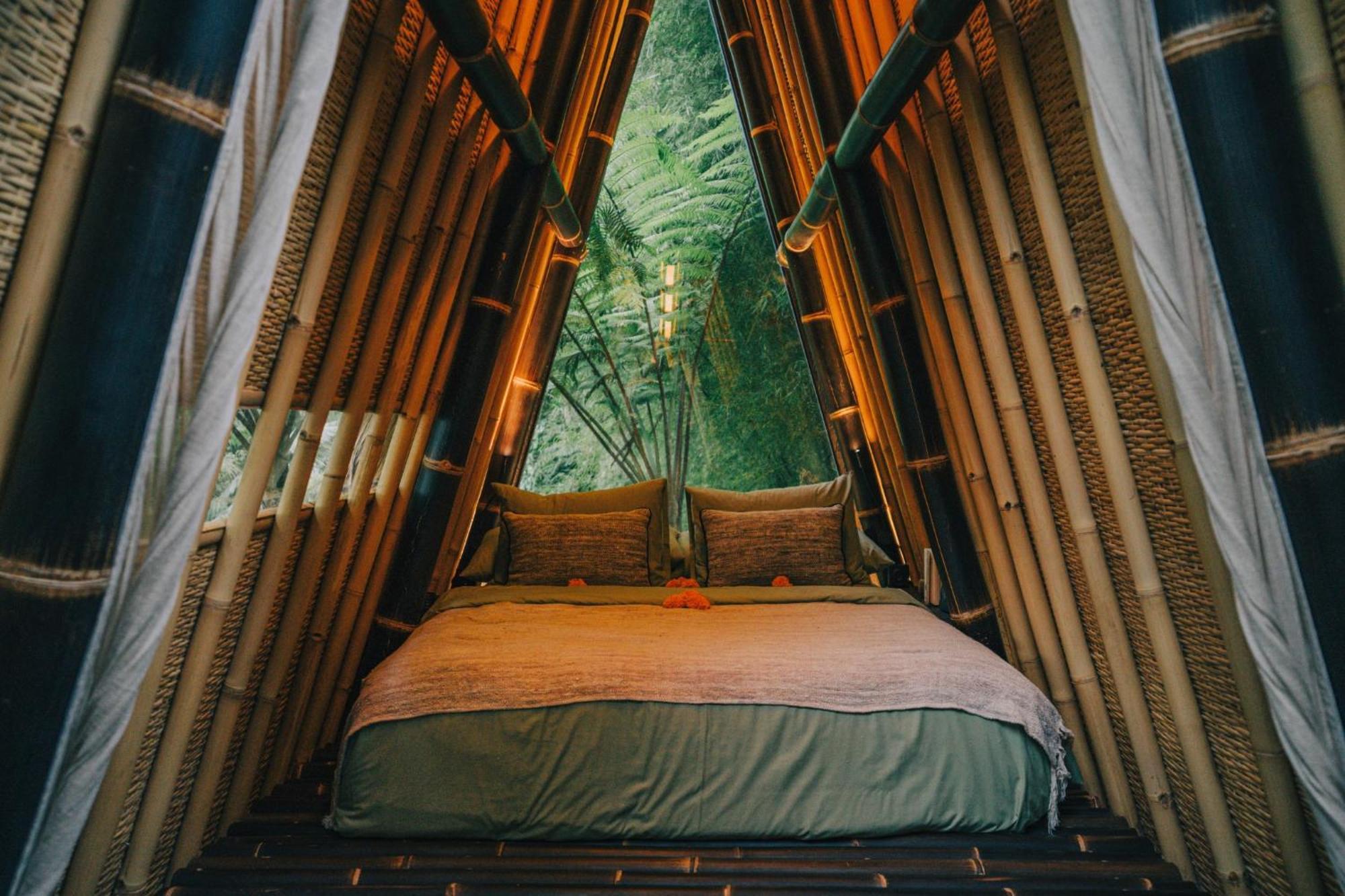 Hideout Eco Bamboo House Bali Villa Selat Exterior photo
