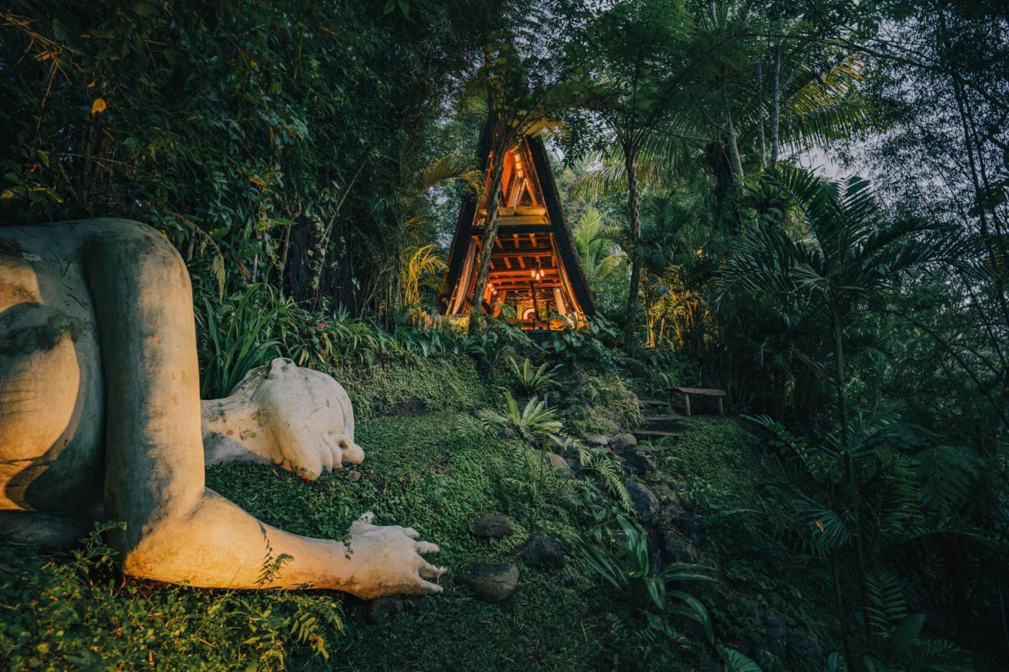 Hideout Eco Bamboo House Bali Villa Selat Exterior photo