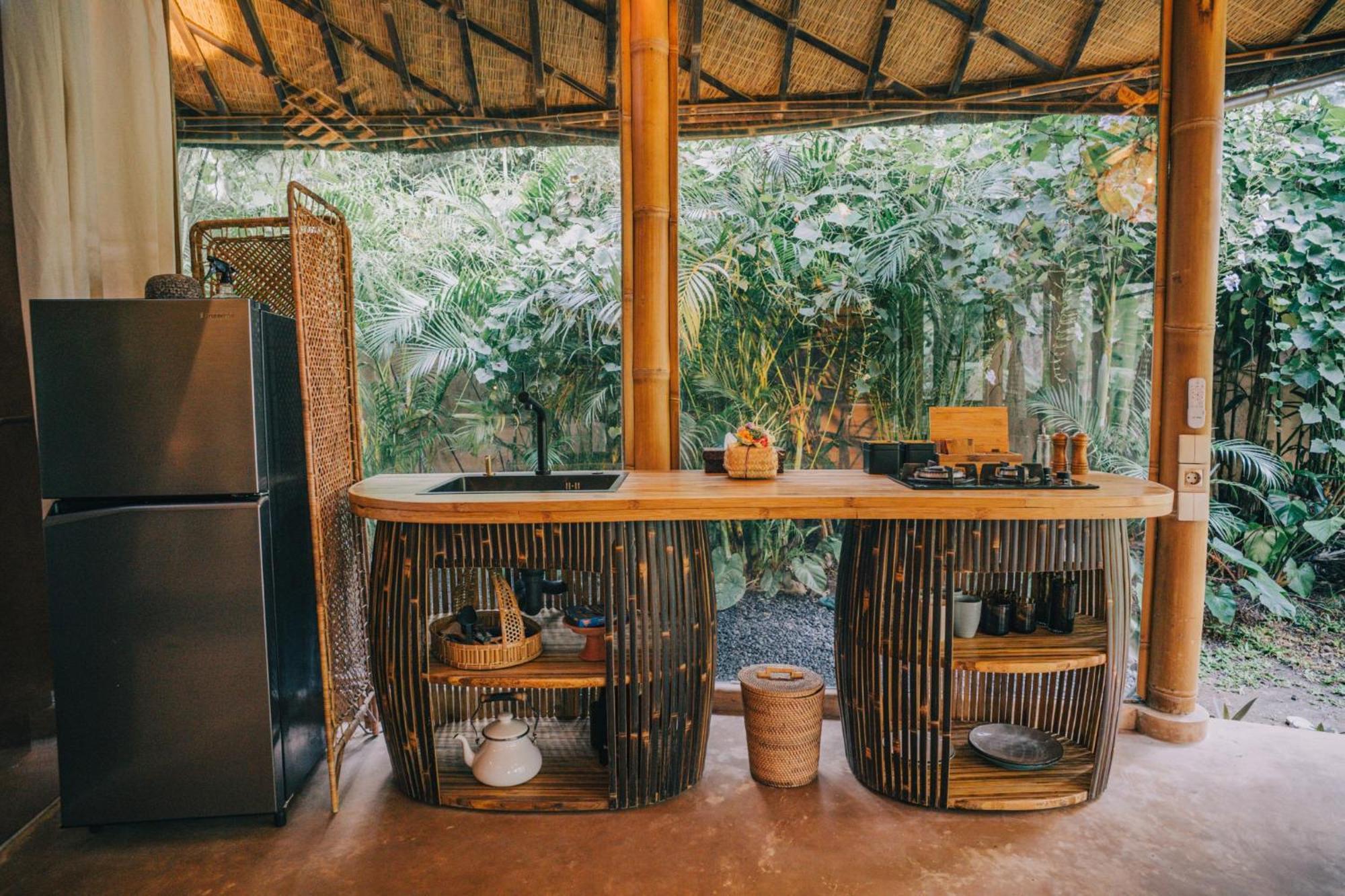 Hideout Eco Bamboo House Bali Villa Selat Room photo